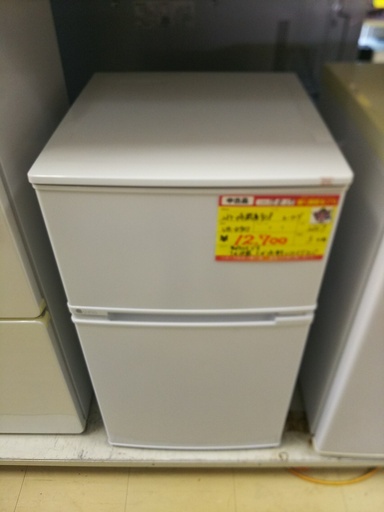 (会員登録で10%OFF) ユーイング 2ドア冷蔵庫90L 2017年製 (高く買取るゾウ中間店)