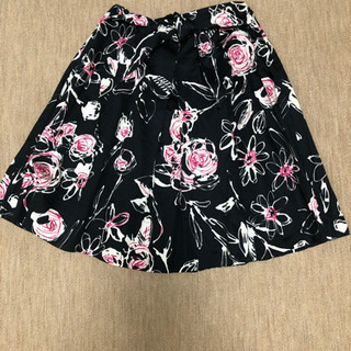 バラのデザイン スカート