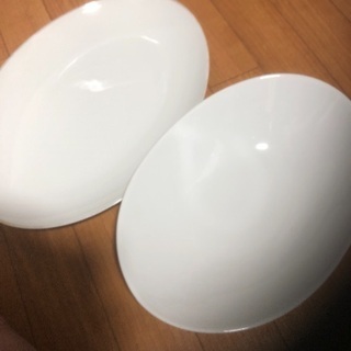 白大皿2つ