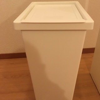 IKEA ゴミ箱 ホワイト