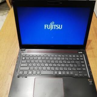Fujitsu LIFEBOOK UH UH55/T FMVU5...