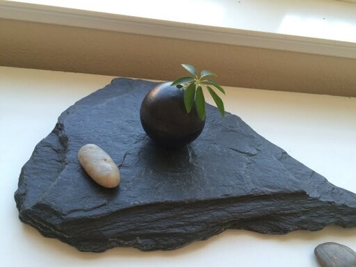 飾り台（石） www.journalrmc.com