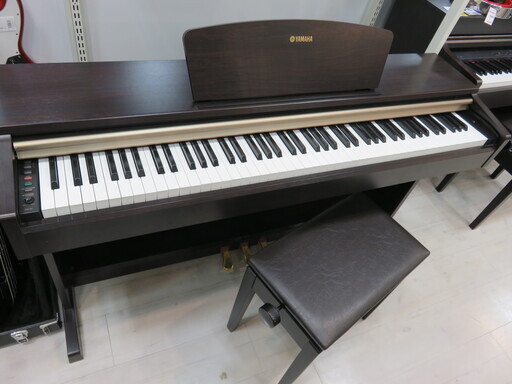 取りに来れる方限定！ YAMAHA の電子ピアノ