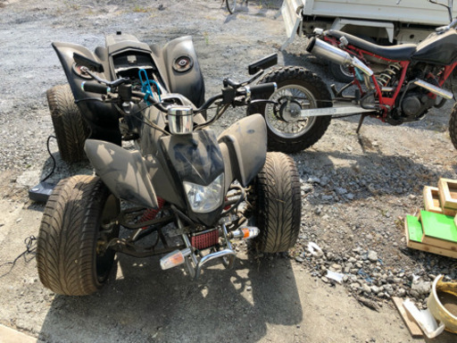 コンフォーサー スラスター 33×10.5R16 アルミホイール付き