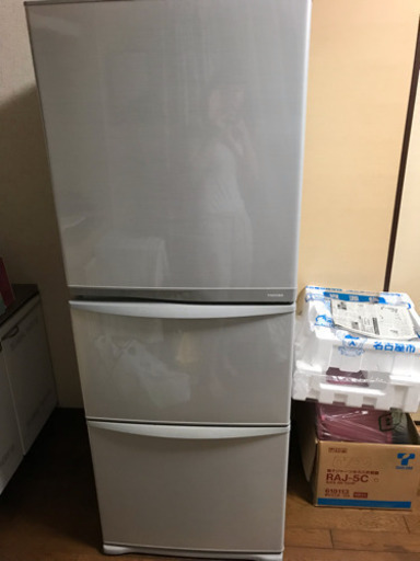東芝ノンフロン冷凍冷蔵庫 製氷機OK 相談中