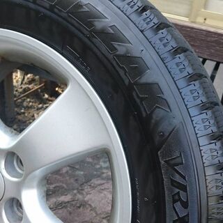 ブリジストンブリザックスタッドレスタイヤ