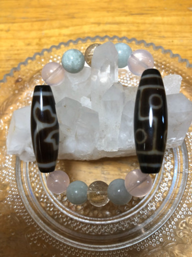 睡蓮天珠と6眼天珠