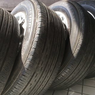 TOYOTA クラウンホイール　BRIDEGSTONE REGNO GR-XT　215/60R16