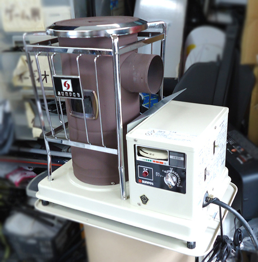 サンポット 煙突式 中央設置型ストーブ KSH-10BS-K6I 石油ストーブ 木造16畳 コンクリ26畳 2015年製 札幌市 豊平区 平岸