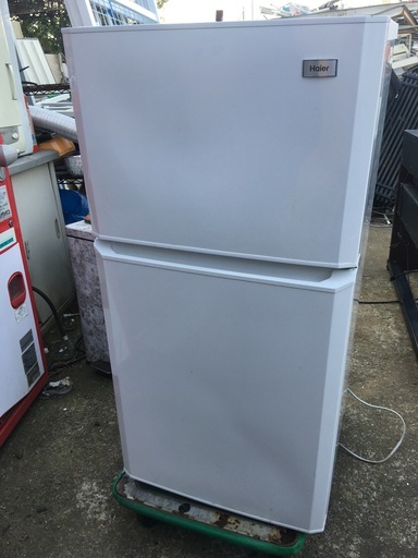 中古品　ハイアール 106L 2ドア冷蔵庫（直冷式）ブラックHaier JR-N106H　※2015年製