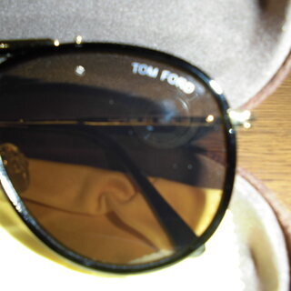 ＴＯＭ　ＦＯＲＤ最新サングラス（真贋？）