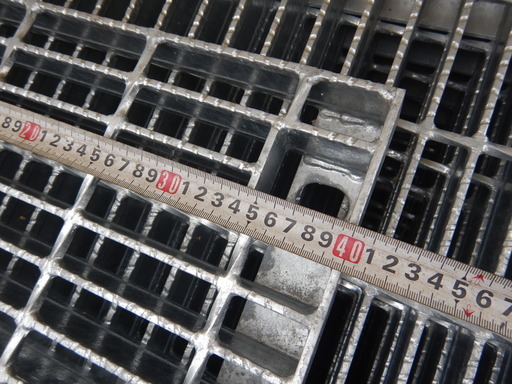 ☆新古品 ニムラ グレーチング 9930×400×40mm 駐車場 側溝 28枚セット