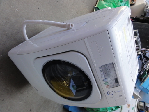 北７３５サンヨードラム式　洗濯機（洗濯容量：9kg 乾燥容量：6kg）AWP-AQ150(W)