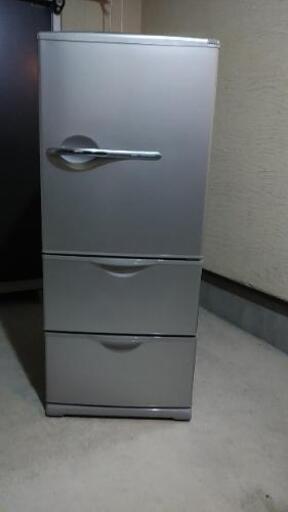 SANYO冷蔵庫（SR-261U、255L）2011年