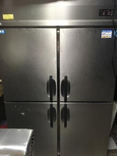 4ドア冷凍庫つき冷蔵庫