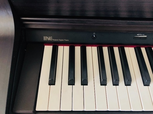 ローランド HP603 電子ピアノ 椅子 譜面 ヘッドホン付 美品 - 鍵盤楽器  