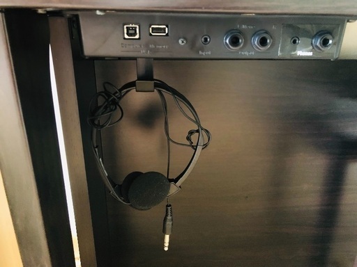 ローランド HP603 電子ピアノ 椅子 譜面 ヘッドホン付 美品 - 鍵盤楽器  