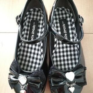 🍎【新品同様】子供黒エナメル靴20 cm