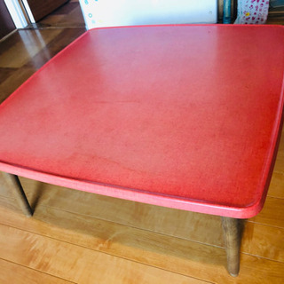 昭和40年代のレトロなテーブル
