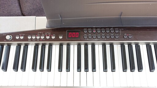 CASIO 電子ピアノ☆プリヴィア☆Privia PX-500L☆イス付き☆光る鍵盤 