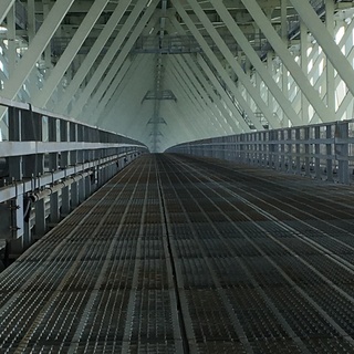 明石海峡大橋の海上ウォークの画像