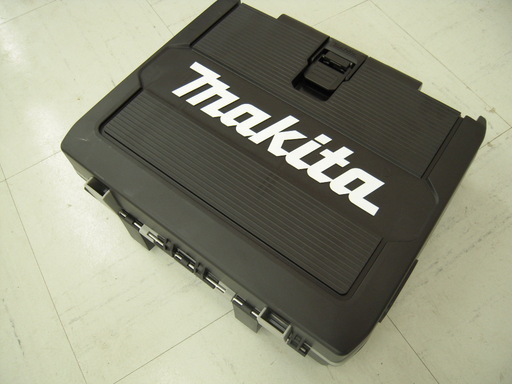 新品未使用品 マキタ　１８Ｖ　充電式インパクトドライバ -ＴＤ１７１ＤＧＸ ６．０Ａｈモデル バッテリＢＬ１８６０Ｂｘ２個 充電器ＤＣ１８ＲＦ ケース付 苫小牧西店