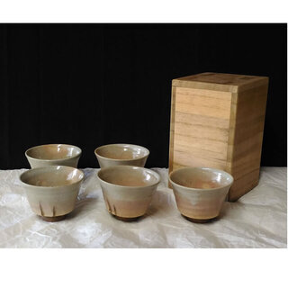 c206 萩焼 煎茶碗 5客 木箱入り 茶道具 煎茶道具