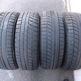 スタッドレスタイヤ　ブリジストン VRX　205/65Rー15