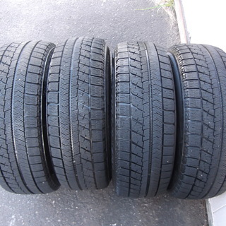 スタッドレスタイヤ　ブリジストン VRX　205/65Rー15