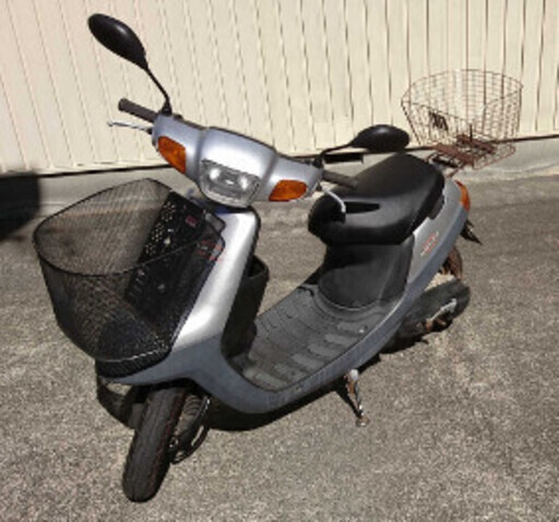 50ccスクーター　1.5万円～2万円　やや錆びあり　走行4100㎞