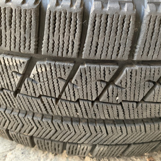 205/60r16⭐️ブリヂストン  スタッドレスタイヤ バリ溝 8分山 2本 ④ 205/60r16⭐️ブリヂストン スタッドレスタイヤ バリ溝 8分山 2本 ④