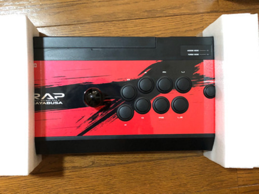 美品　リアルアーケードPro.V HAYABUSA ヘッドセット端子付 for PlayStation 4 / PlayStation 3 / PC【PS4/PS3】