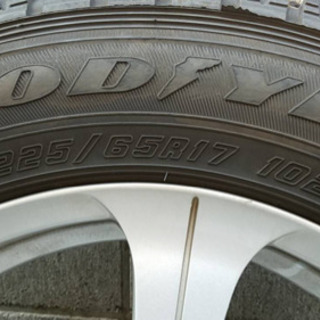 スタッドレスタイヤ ホイール付4本セットエクストレイルの方は是非！