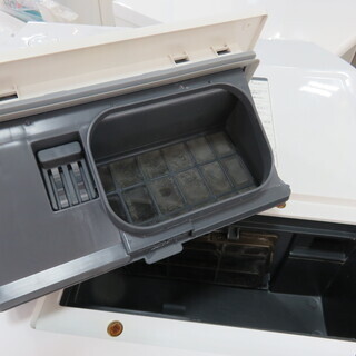 取りに来れる方限定！ 2014年製 Panasonicの9kgドラム式洗濯機です！