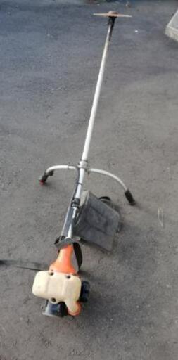 共立　草刈機　刈払機　sre260r
