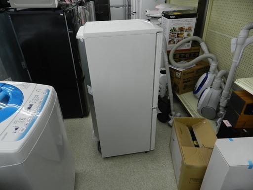 シャープノンフロン冷凍冷蔵庫　SJ-UY14-W　２０１４年製 ☆ PayPay(ペイペイ)決済可能 ☆ 札幌市 北区 屯田 シャープノンフロン冷凍冷蔵庫 SJ-UY14-W 2014年製 ☆ PayPay