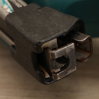 makita マキタ 14.4V 充電式タッカ  ST110D タッカー コードレス 10㎜×7~10 (10UD3398YGw)