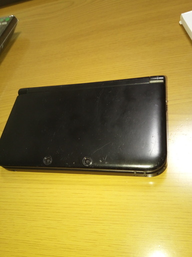 ★さらに値下げ★3DSLL　黒　USB充電ケーブル　新品予備バッテリー　新品予備画面保護フィルム