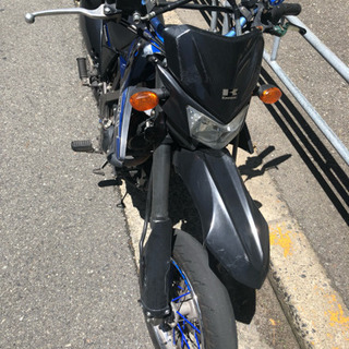Dトラッカー125