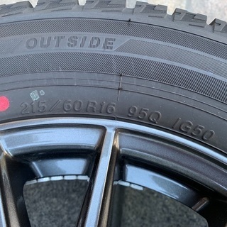 スタッドレスタイヤ４本 215/60R16 2016年製 マツダCX3