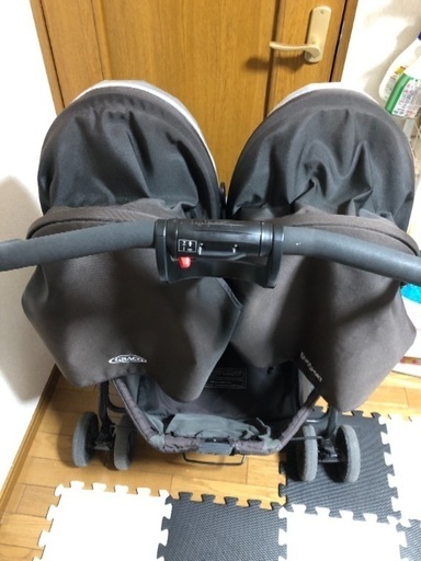 双子用ベビーカー