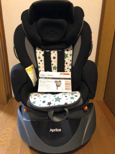 無料配送可⭐︎車用チャイルドシート、Aprica Deaturn