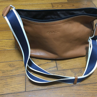 COACHI ショルダーバッグ 綺麗です