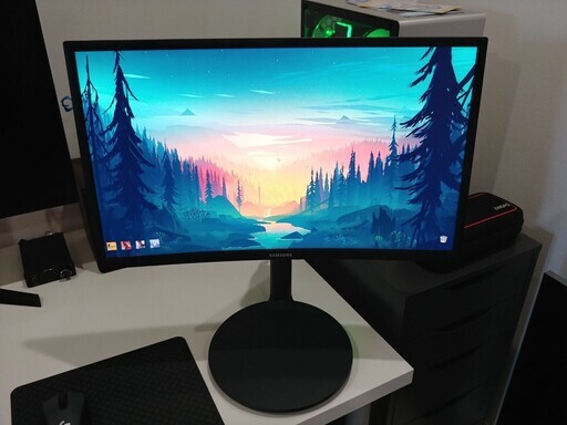 Samsung C24FG70 24インチ 144hz FreeSync 1080p カーブ ゲーミングモニター