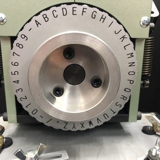 山田マシンツール　ダイヤル式刻印機　YDP-400K