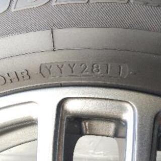 スダッドレスタイヤ、チェーン付き