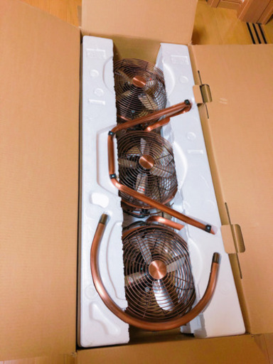 3連タワー型メタルボックス扇風機