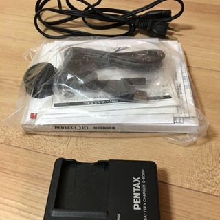 【デジタル一眼レフ】ペンタックス Q10 ダブルズームキット