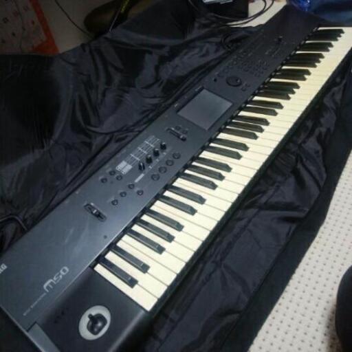 KORG　キーボードシンセサイザー