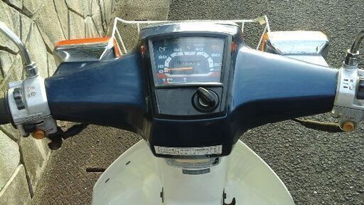 ホンダ スーパーカブ カスタム ５０　セル一発始動 !! (お話中) ホンダ スーパーカブ カスタム 50 セル一発始動 !! (お話中) 【公式